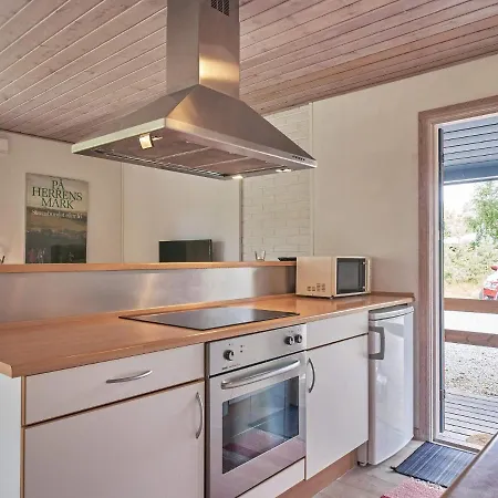 Aakirkeby Xxxix Holiday home Vester Somarken