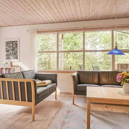 Aakirkeby Xxxix Holiday home *