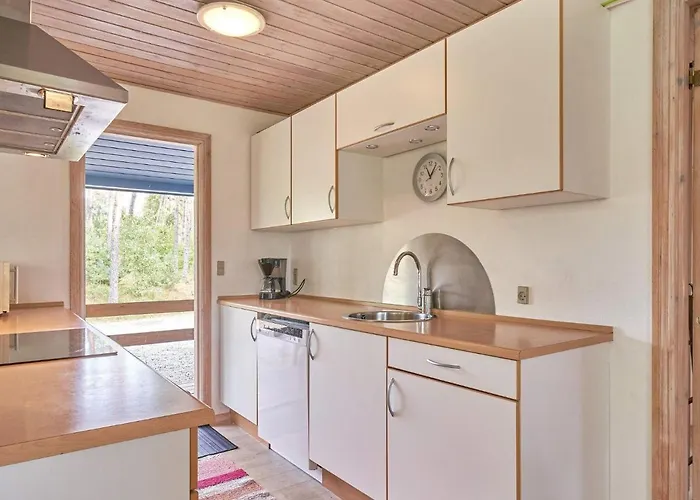 Bright Retreat - By Traum